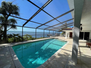 Waterfront Paradise-Heated pool, AMAZING Sunsets!